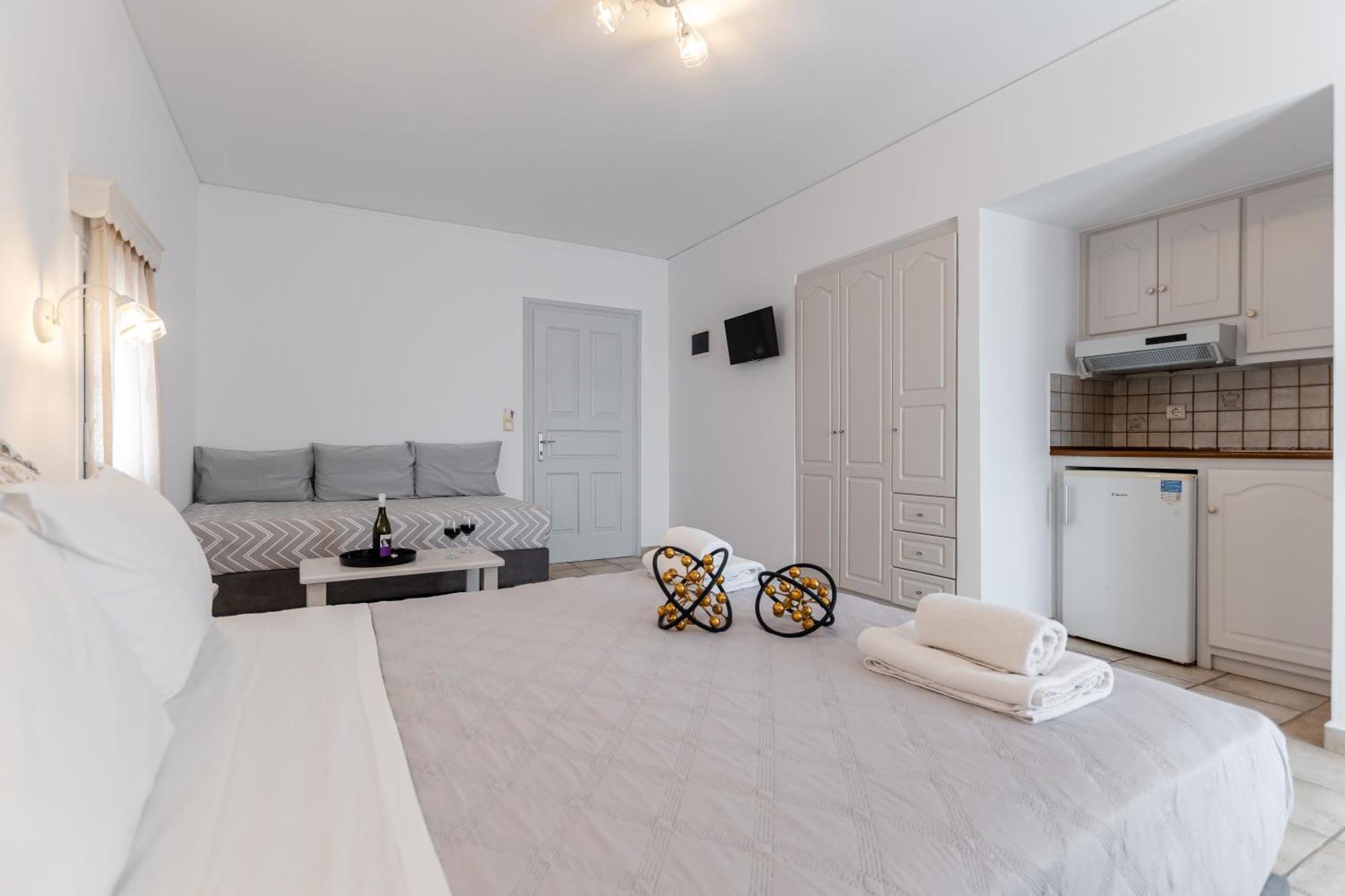 Golden Bay Aparthotel Agios Prokopios  Exterior foto